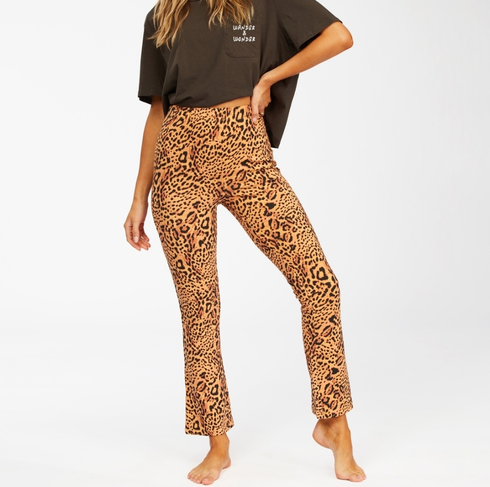 NWT Billabong Going High - Flared High Waisted Trousers for Women